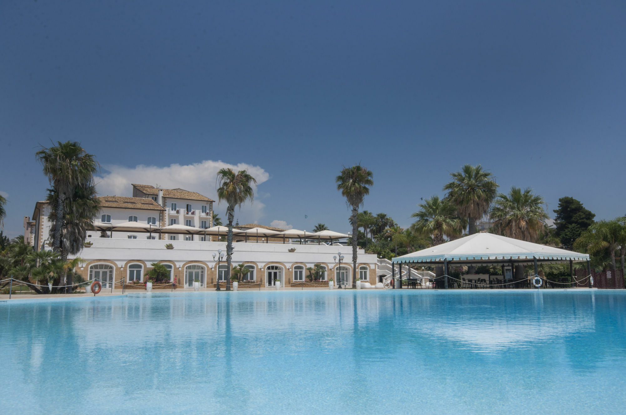 Ih Hotels Agrigento Kaos Resort Экстерьер фото